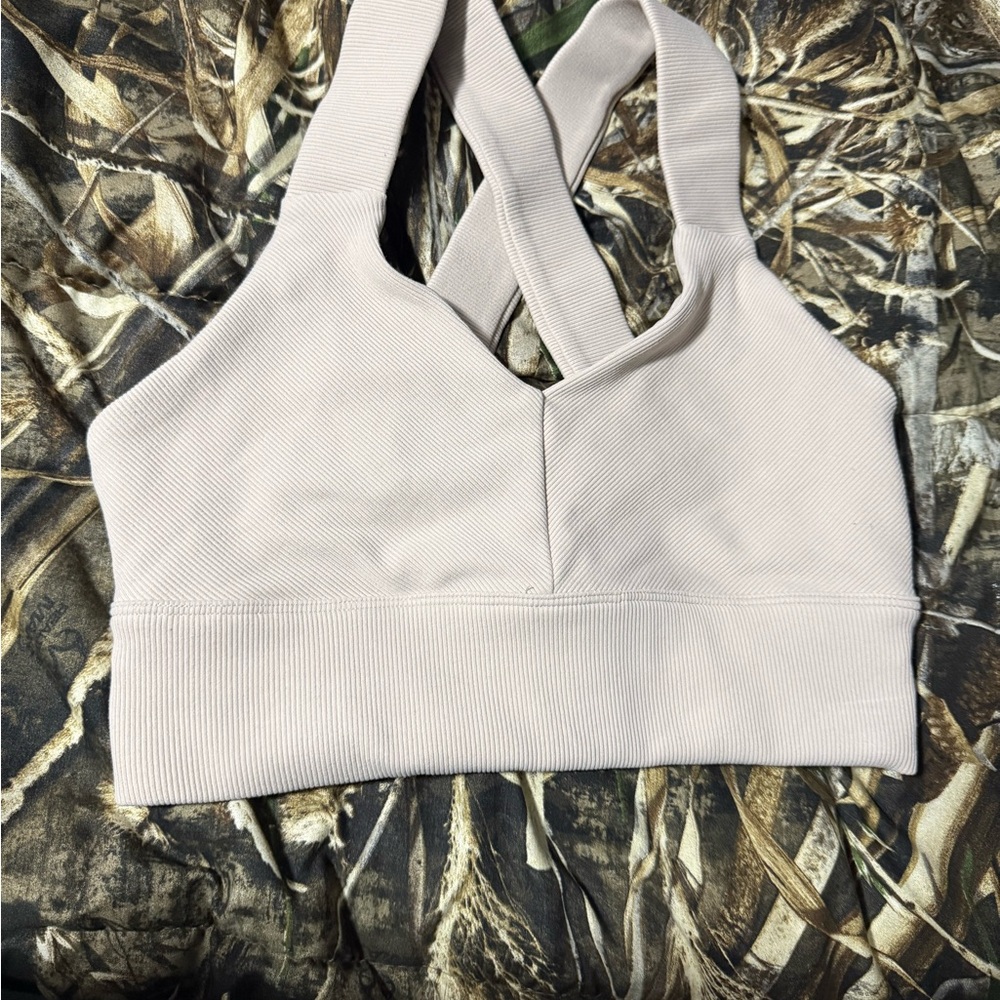 Alo criss cross sports bra